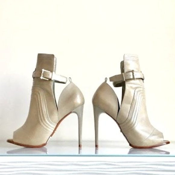 NWT Schutz Poliany Boots Leather Heels - Picture 1 of 11